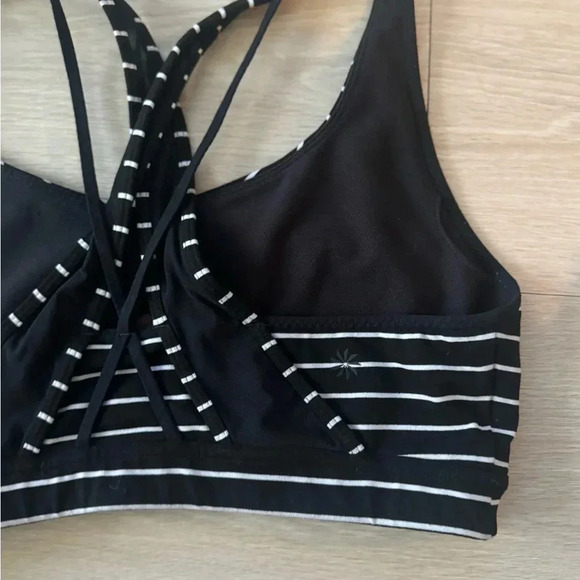 [Athleta] Transcendence Criss Cross Sports Bra - Picture 5 of 7